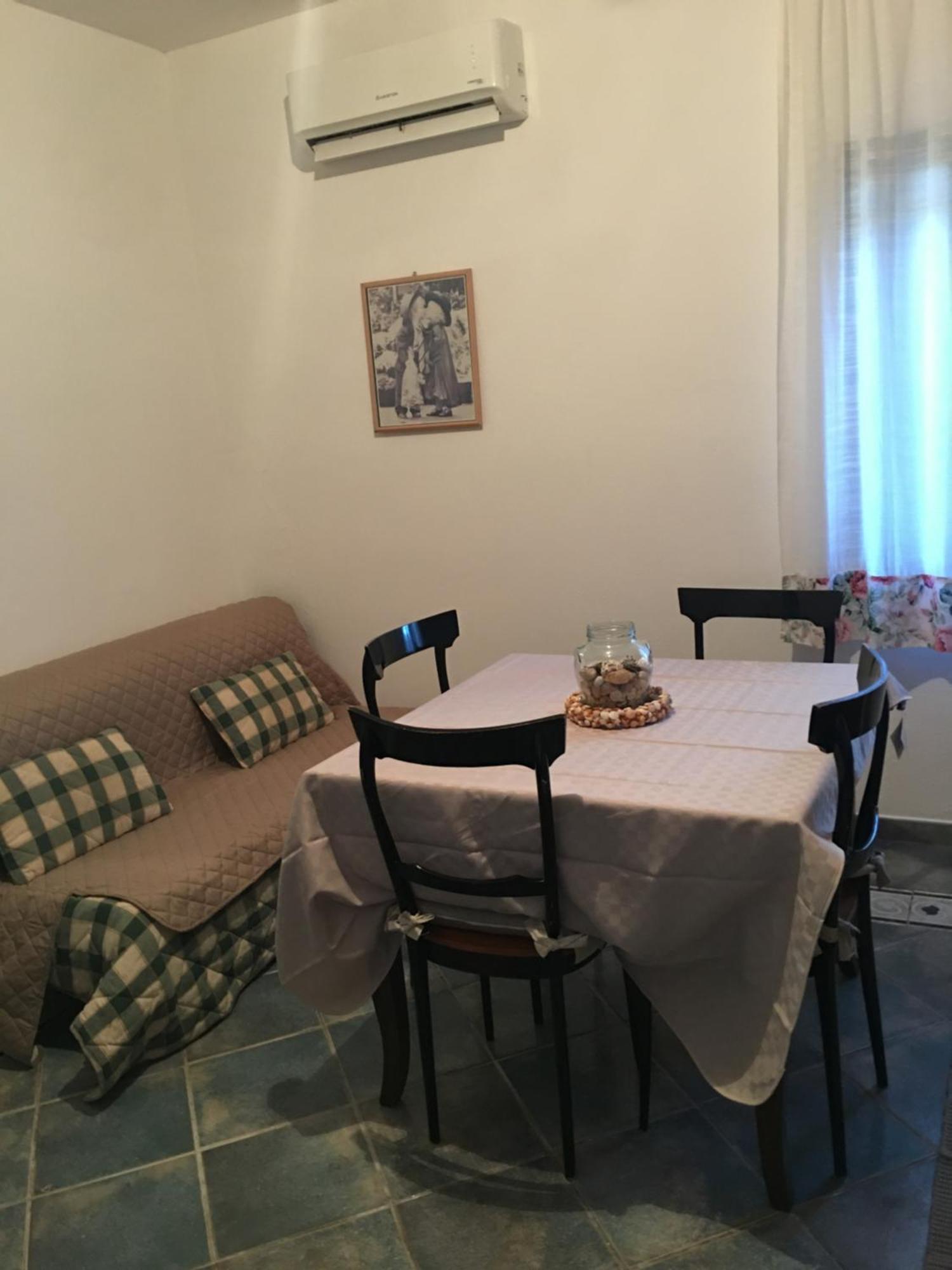 Mimosa Bilocale Cala Liberotto Buitenkant foto